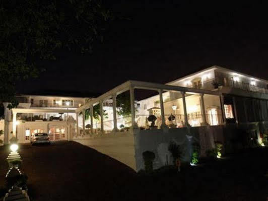 דורבן Emakhosini Boutique Hotel מראה חיצוני תמונה